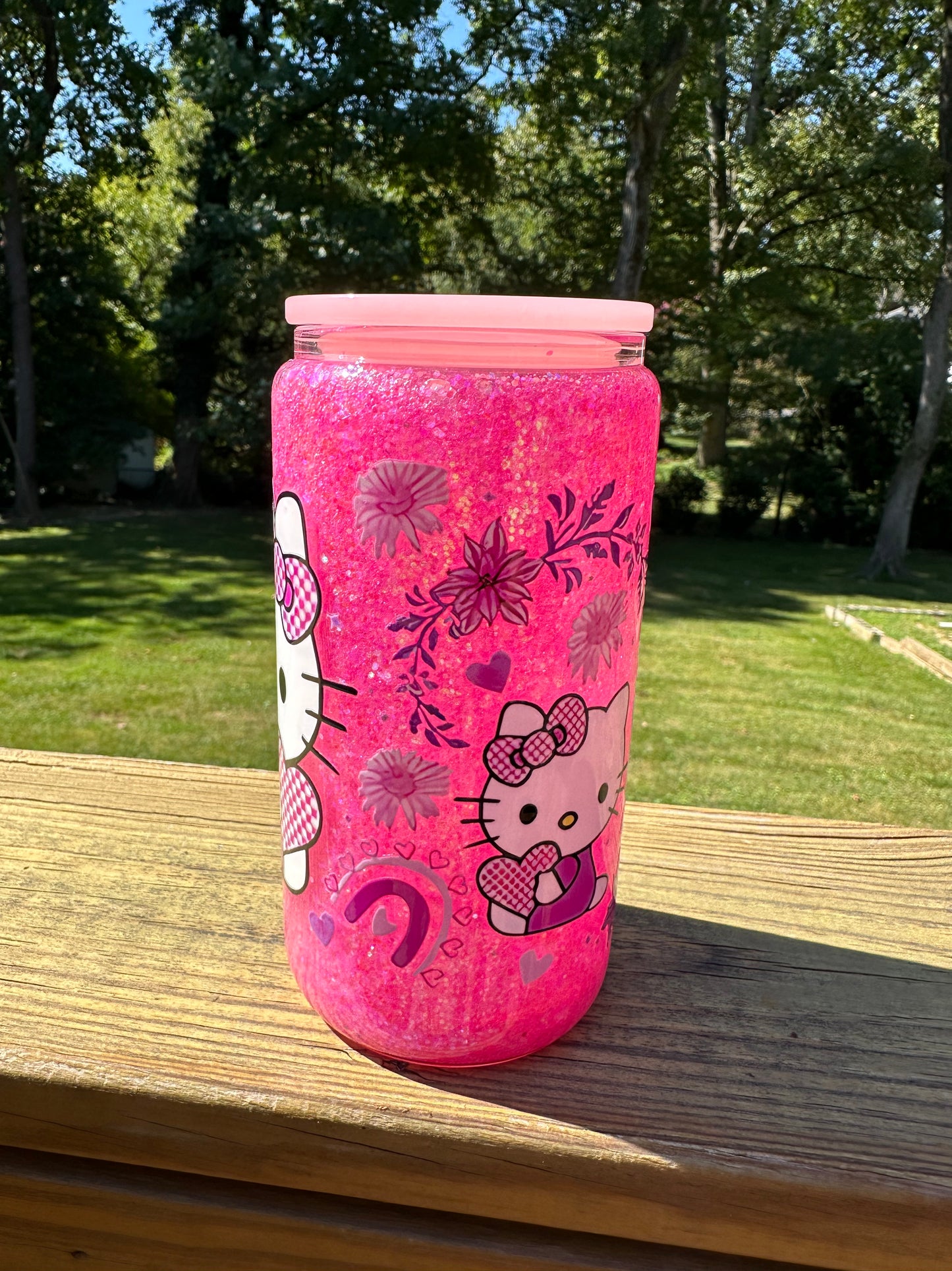 Hello Kitty glitter cup